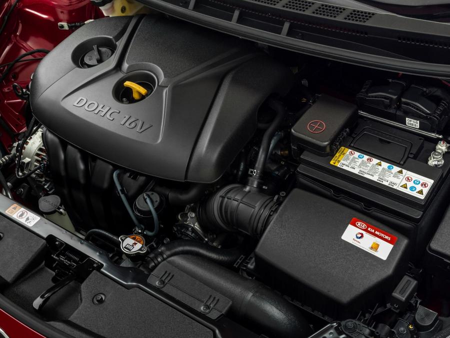 Kia Cerato Sedan 2013 года  (AU) (фото 2 из 18)